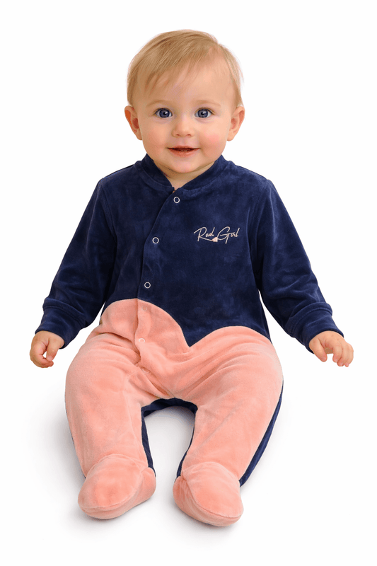 Бебешки плюшен гащеризон с крачета в тъмносиньо и прасковено