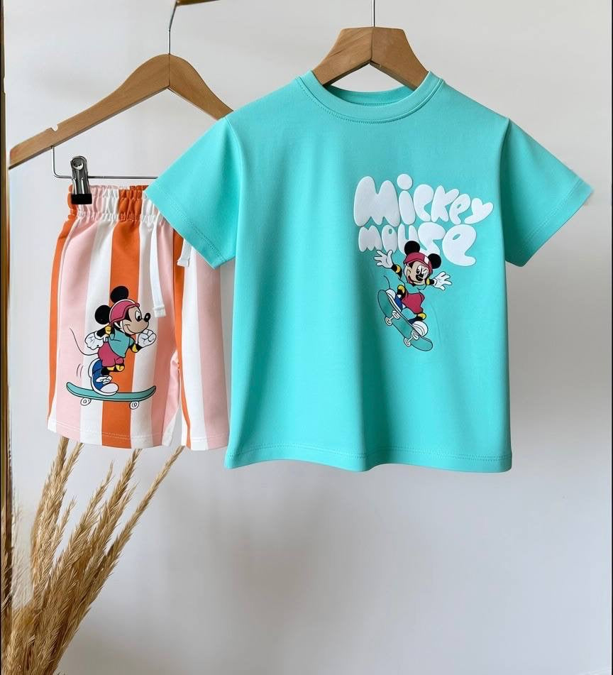 Детски комплект за момче – тениска Mickey и райета къси панталони