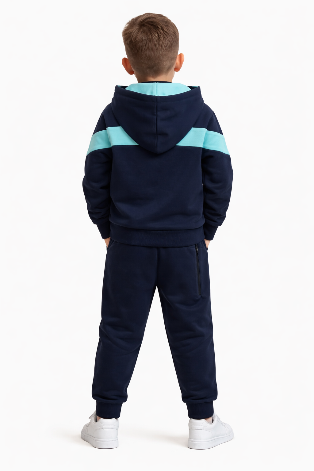 Детски спортен комплект с качулка – българско производство