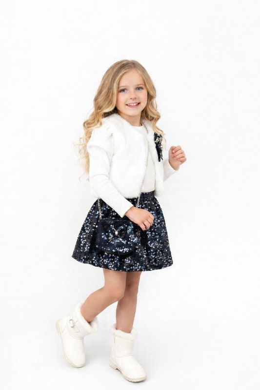 Елегантен детски комплект с пухен елек, пола, блузка и чанта