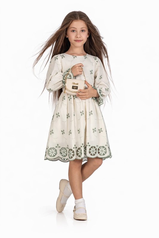 Детска рокля за момиче с бродерия и чанта – екрю и зелено