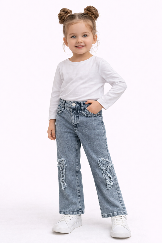 Детски дънки за момиче тип чарлстон с декоративни апликации