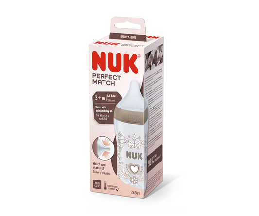 Бебешко пластмасово шише Nuk Termo Control Perfect Match, 260 мл, силиконов биберон M, 3м+, сърце